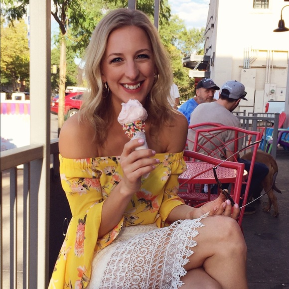 MEET YOUR POSHER - Picture 1 of 6